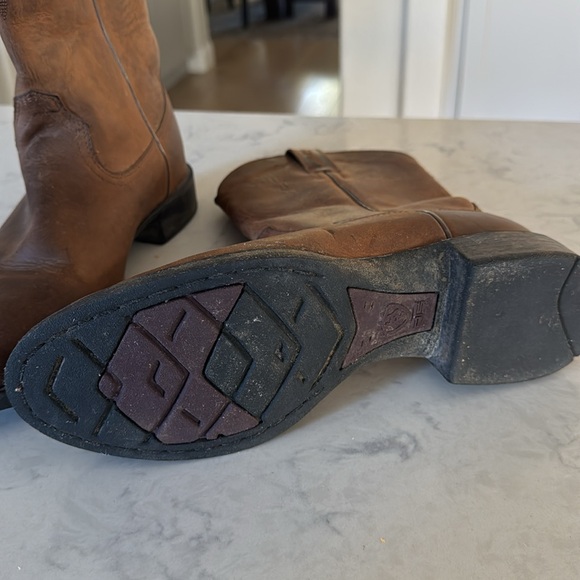 Ariat boots - Picture 3 of 3